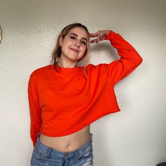 Orange red crop sweatshirt - Picture 2 of 2